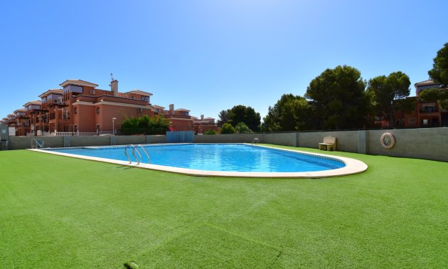 Resale - Apartment / flat -
Orihuela Costa - Playa Flamenca