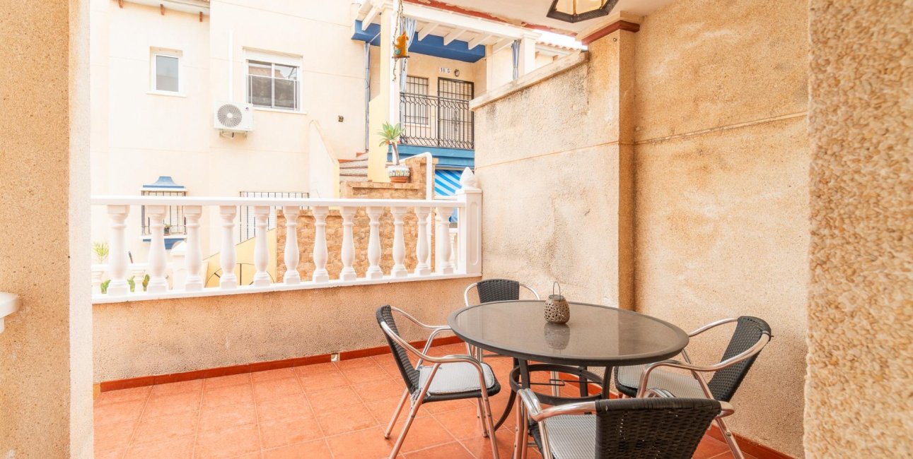 Long Term Rental - Apartment / flat -
Orihuela Costa - Playa Flamenca