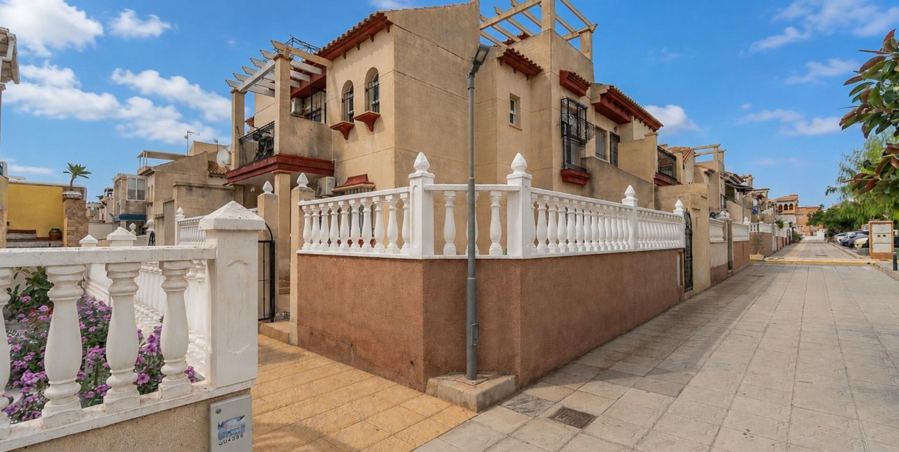 Long Term Rental - Apartment / flat -
Orihuela Costa - Playa Flamenca