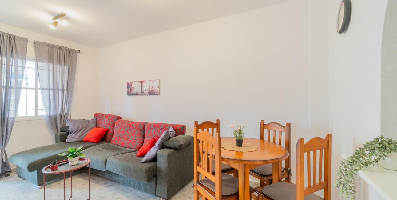 Long Term Rental - Apartment / flat -
Orihuela Costa - Playa Flamenca
