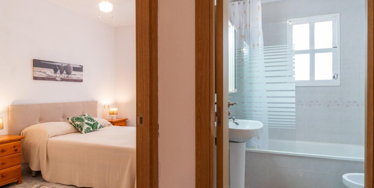 Long Term Rental - Apartment / flat -
Orihuela Costa - Playa Flamenca