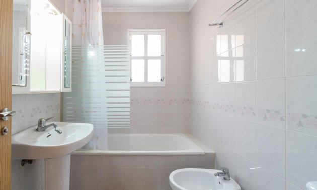 Long Term Rental - Apartment / flat -
Orihuela Costa - Playa Flamenca
