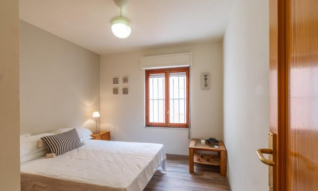 Reventa - Apartamento / piso -
Torrevieja - Playa de los Naufragos