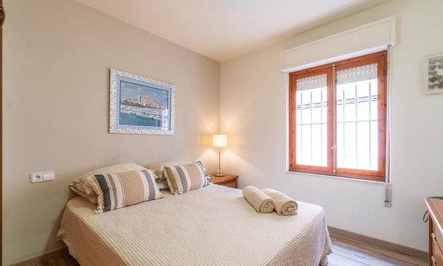 Reventa - Apartamento / piso -
Torrevieja - Playa de los Naufragos