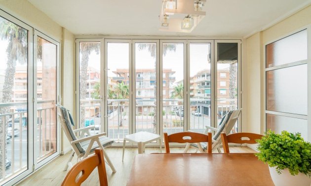 Reventa - Apartamento / piso -
Torrevieja - Playa de los Naufragos