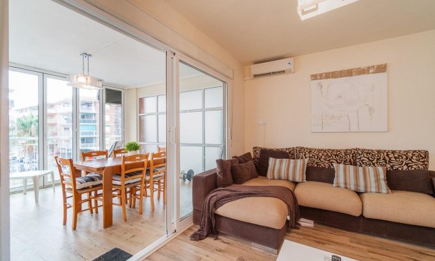 Reventa - Apartamento / piso -
Torrevieja - Playa de los Naufragos