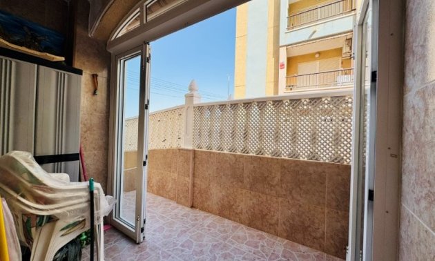 Resale - Apartment / flat -
Torrevieja - Torrevista Playa