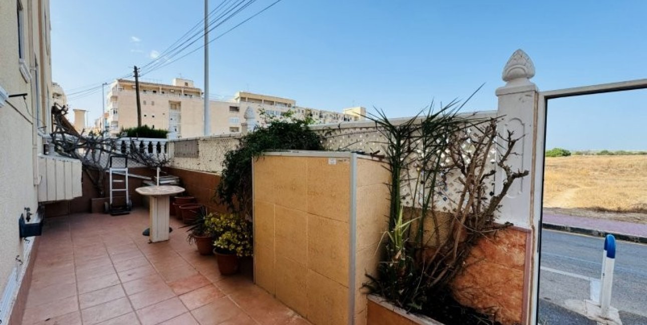 Resale - Apartment / flat -
Torrevieja - Torrevista Playa