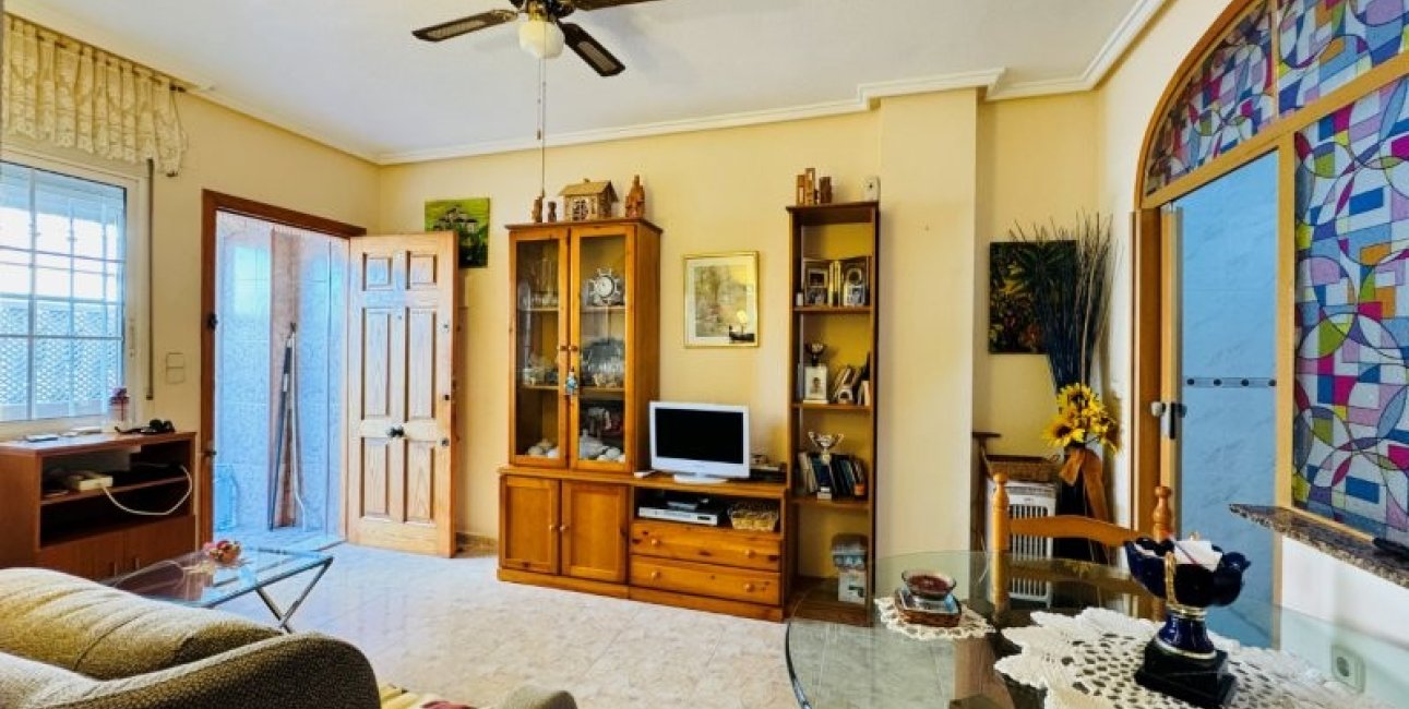 Resale - Apartment / flat -
Torrevieja - Torrevista Playa