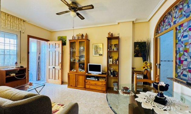 Resale - Apartment / flat -
Torrevieja - Torrevista Playa