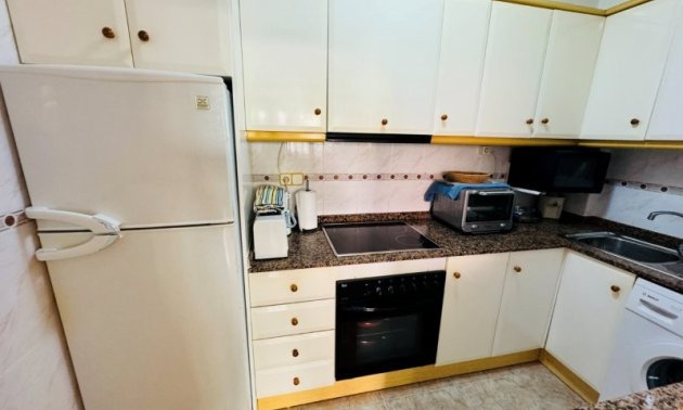 Resale - Apartment / flat -
Torrevieja - Torrevista Playa