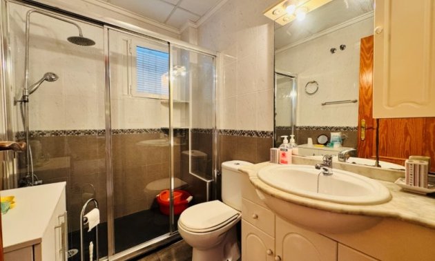 Resale - Apartment / flat -
Torrevieja - Torrevista Playa