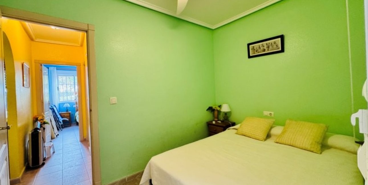 Reventa - Apartamento / piso -
Torrevieja - Pinada Beach II