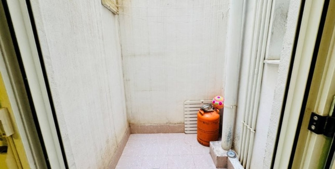 Reventa - Apartamento / piso -
Torrevieja - Pinada Beach II