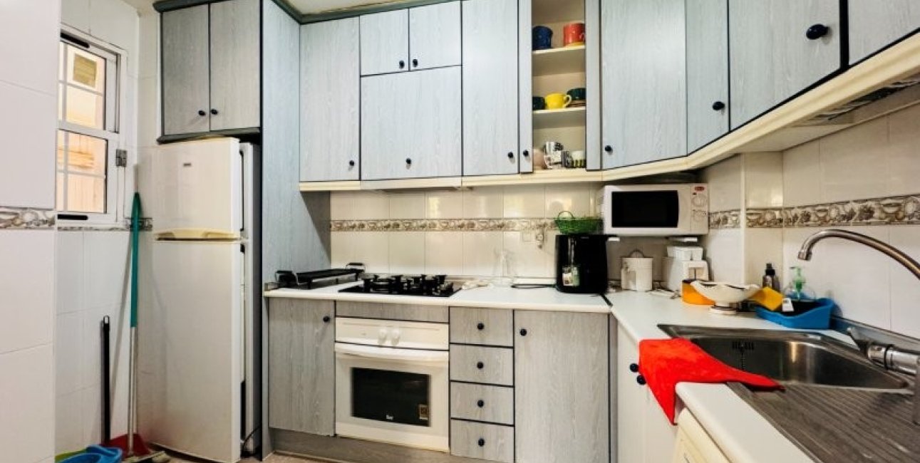 Reventa - Apartamento / piso -
Torrevieja - Pinada Beach II