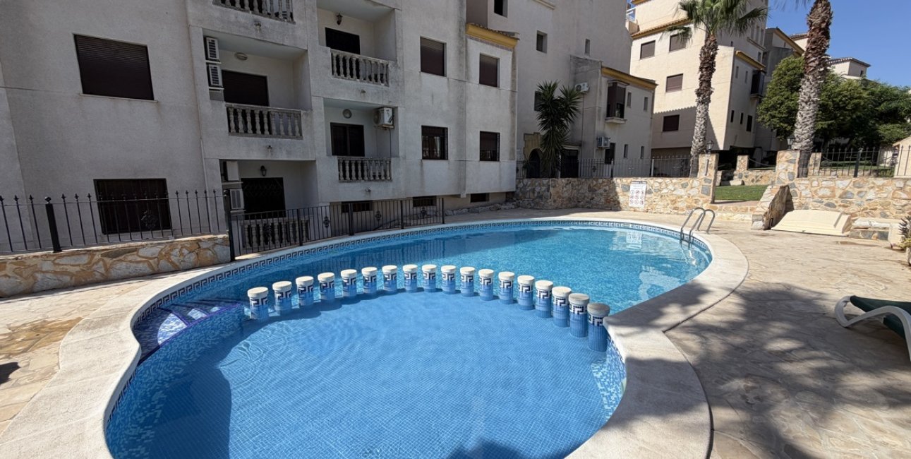 Resale - Apartment / flat -
Orihuela Costa - Las Ramblas