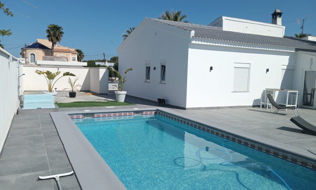 Rynek wtórny - Willa -
Orihuela Costa - Lomas de Cabo Roig