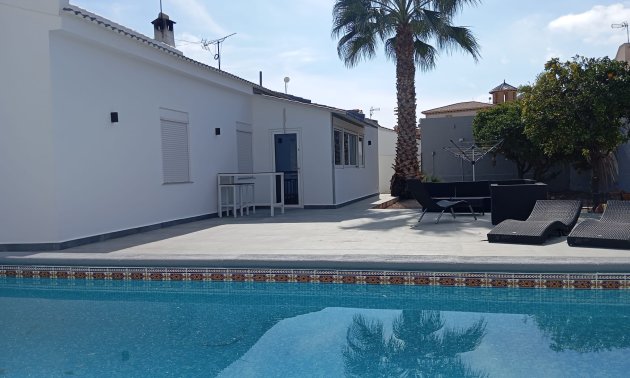 Rynek wtórny - Willa -
Orihuela Costa - Lomas de Cabo Roig