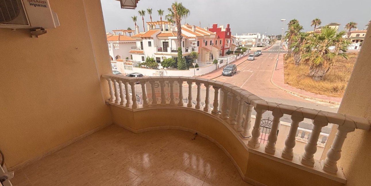 Reventa - Apartamento / piso -
Ciudad Quesada - Doña Pepa