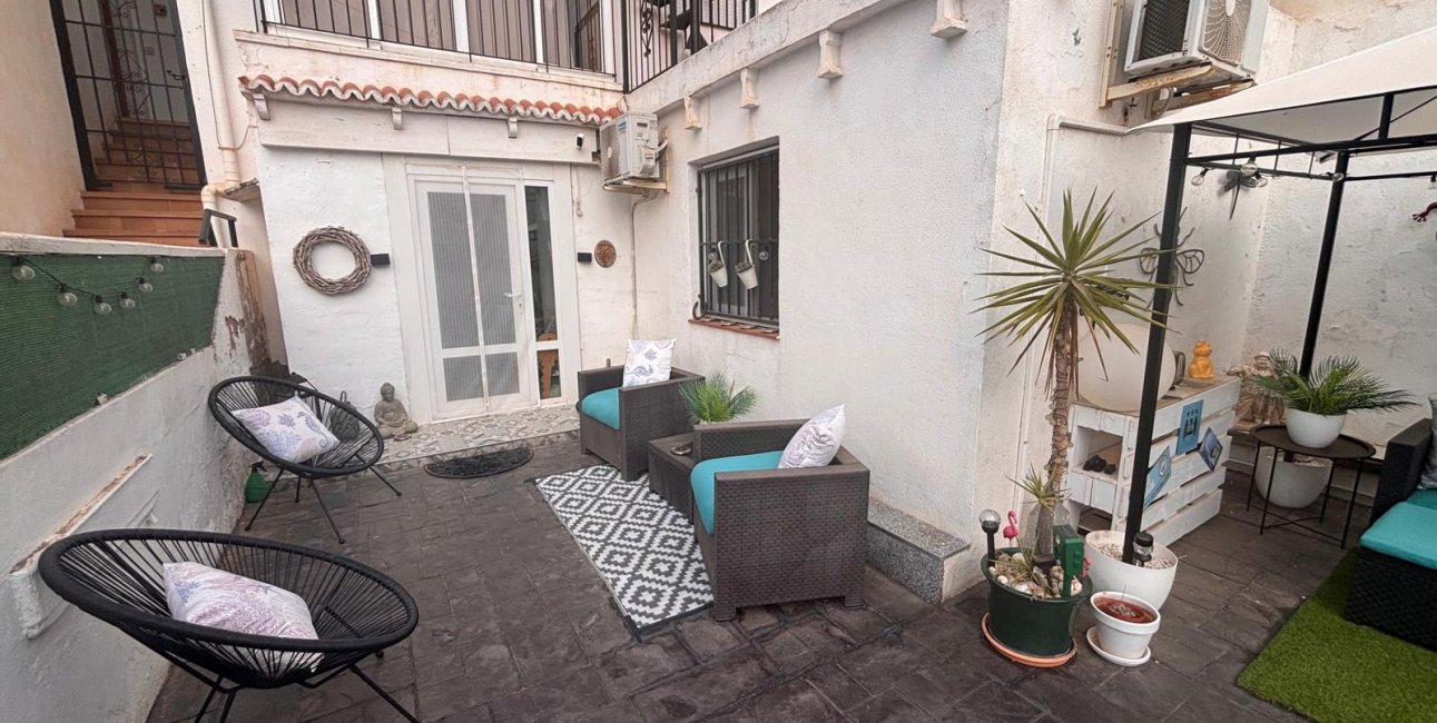Resale - Apartment / flat -
Torrevieja - El Chaparral
