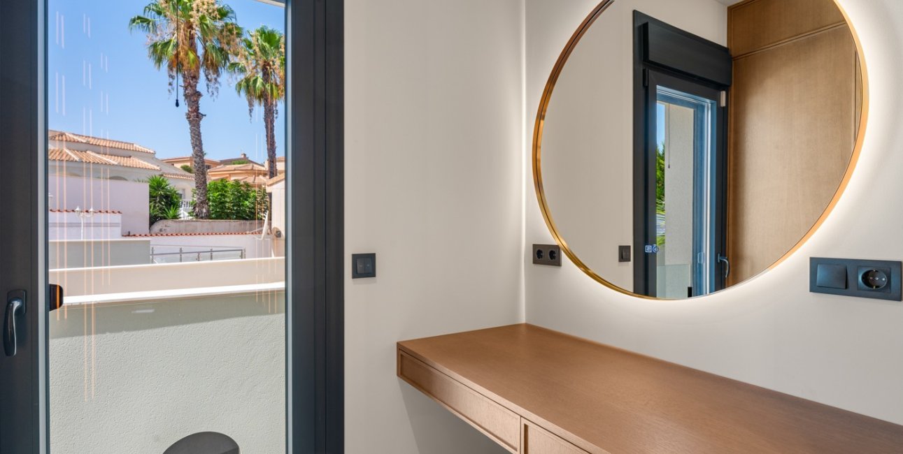 Resale - Villa -
Ciudad Quesada - La Marquesa