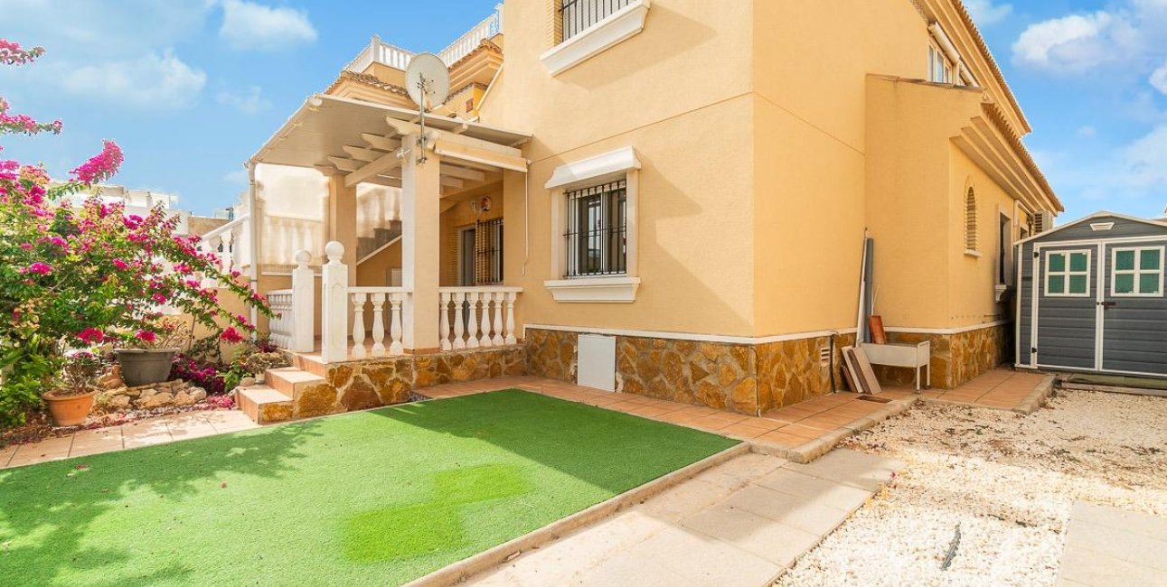 Resale - Apartment / flat -
Orihuela Costa - Los Dolses