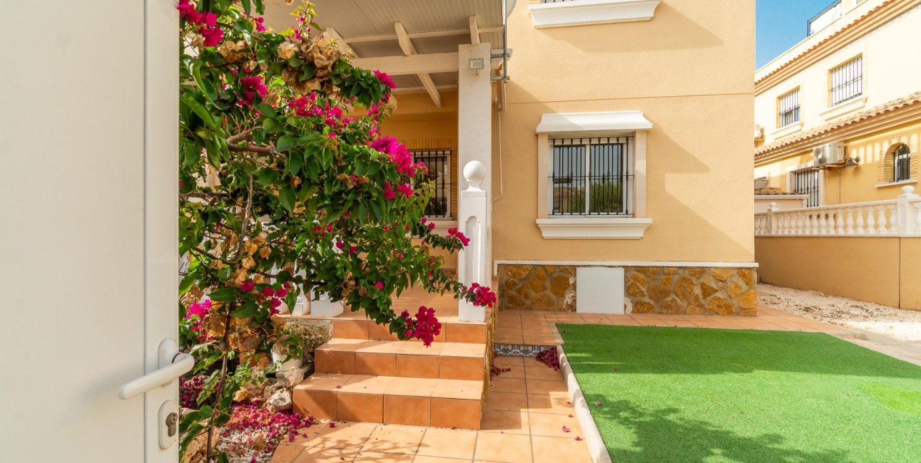Resale - Apartment / flat -
Orihuela Costa - Los Dolses