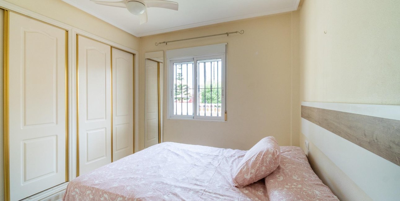 Resale - Apartment / flat -
Orihuela Costa - Los Dolses