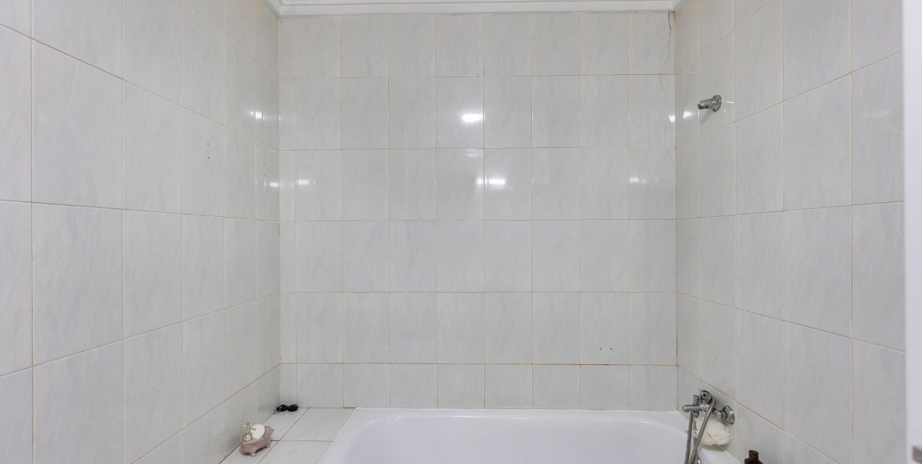 Resale - Apartment / flat -
Torrevieja - Centro