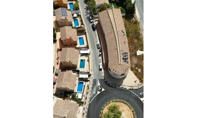 Obra nueva - Apartamento / piso -
Relleu - Urbanización Muscaret