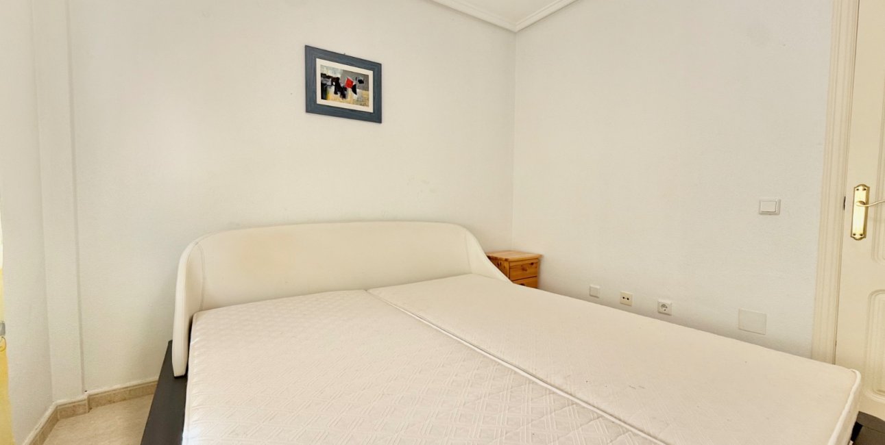 Resale - Townhouse -
Ciudad Quesada - Doña Pepa