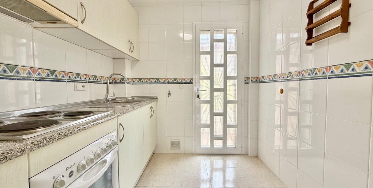 Resale - Townhouse -
Ciudad Quesada - Doña Pepa