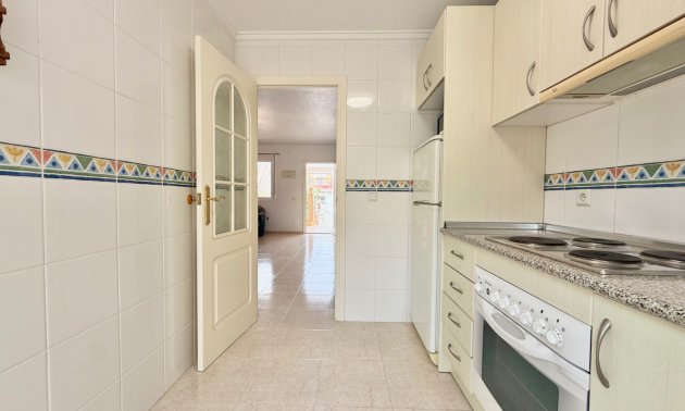 Resale - Townhouse -
Ciudad Quesada - Doña Pepa
