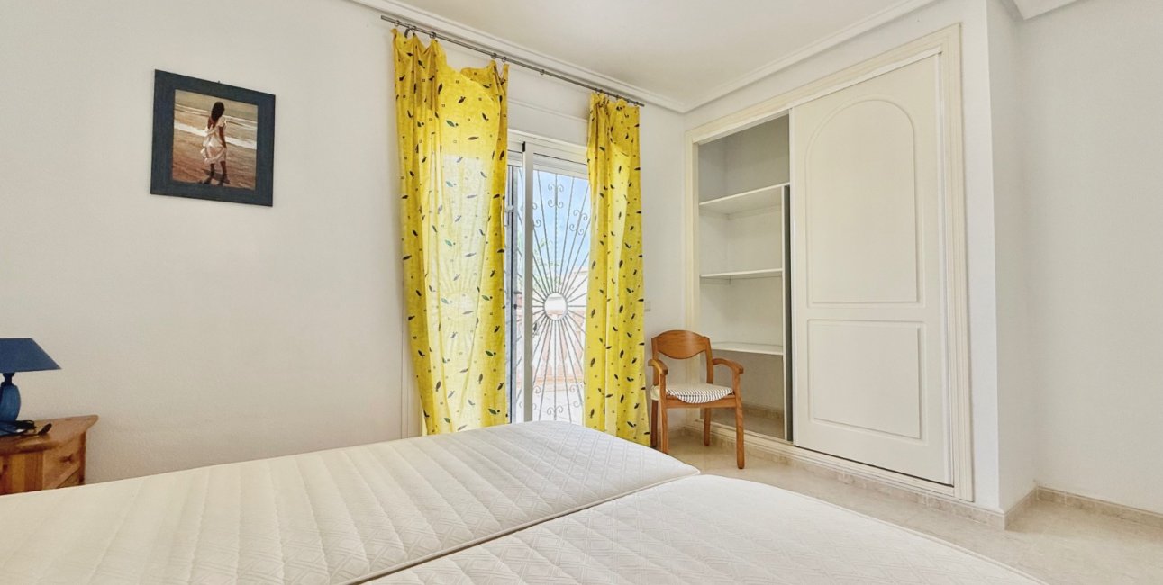 Resale - Townhouse -
Ciudad Quesada - Doña Pepa