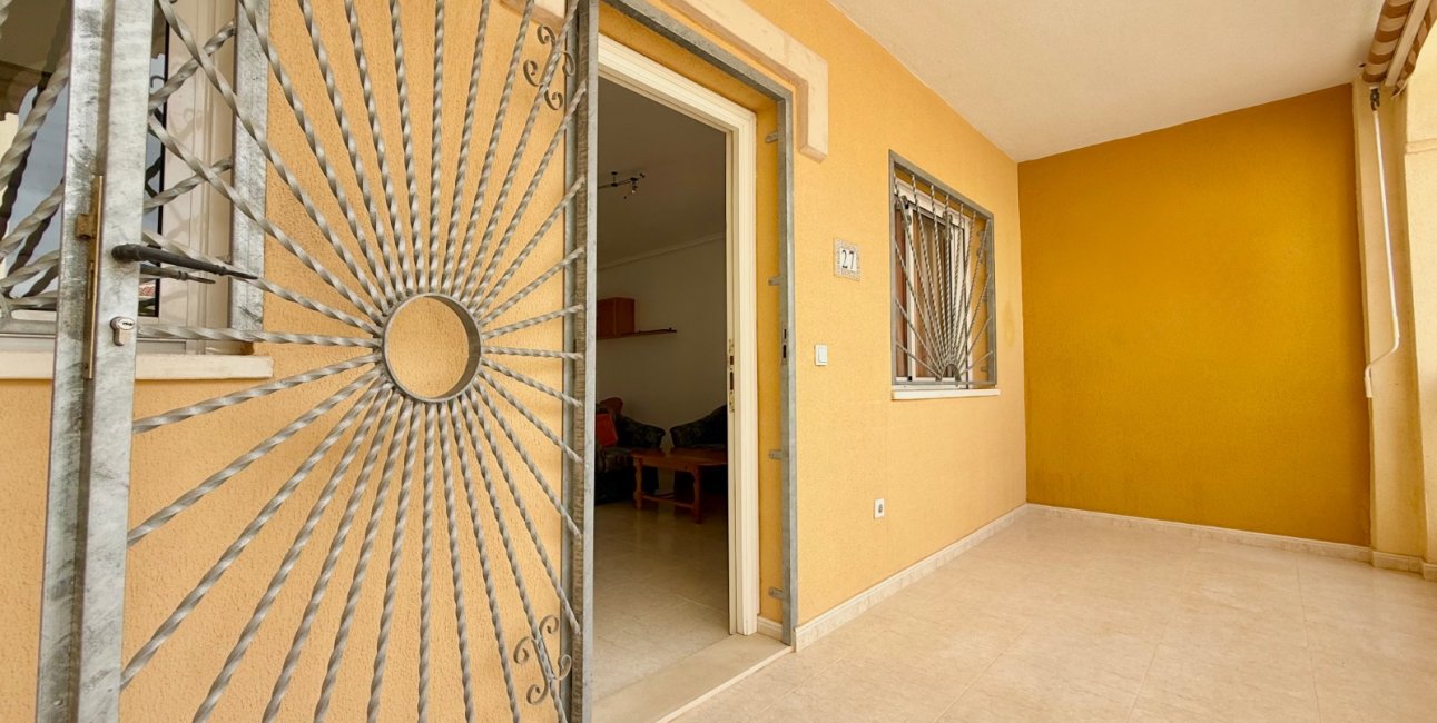 Resale - Townhouse -
Ciudad Quesada - Doña Pepa
