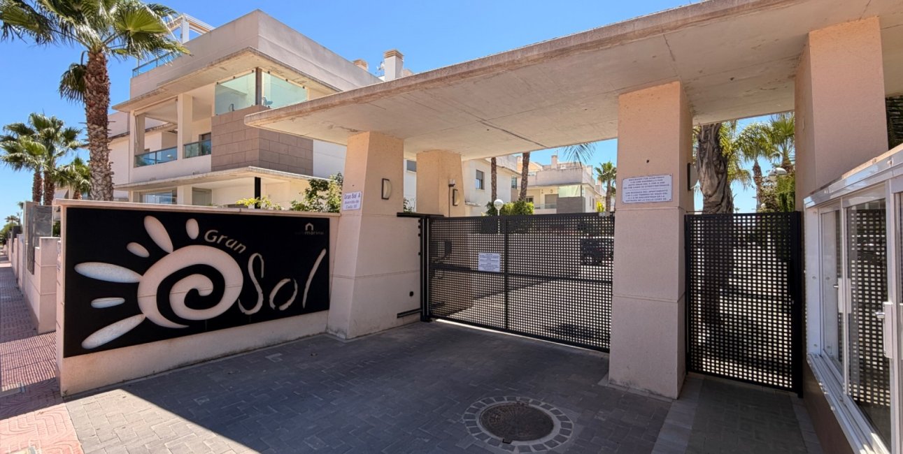 Reventa - Apartamento / piso -
Ciudad Quesada - Doña Pepa