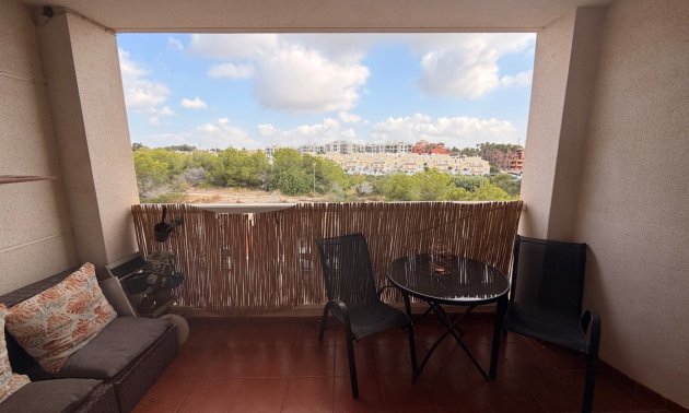 Reventa - Apartamento / piso -
Orihuela Costa - Villamartin