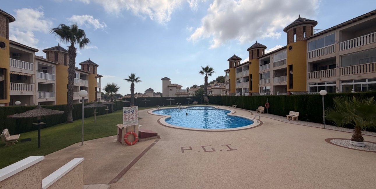 Reventa - Apartamento / piso -
Orihuela Costa - Villamartin