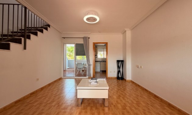 Resale - Townhouse -
Ciudad Quesada - Doña Pepa