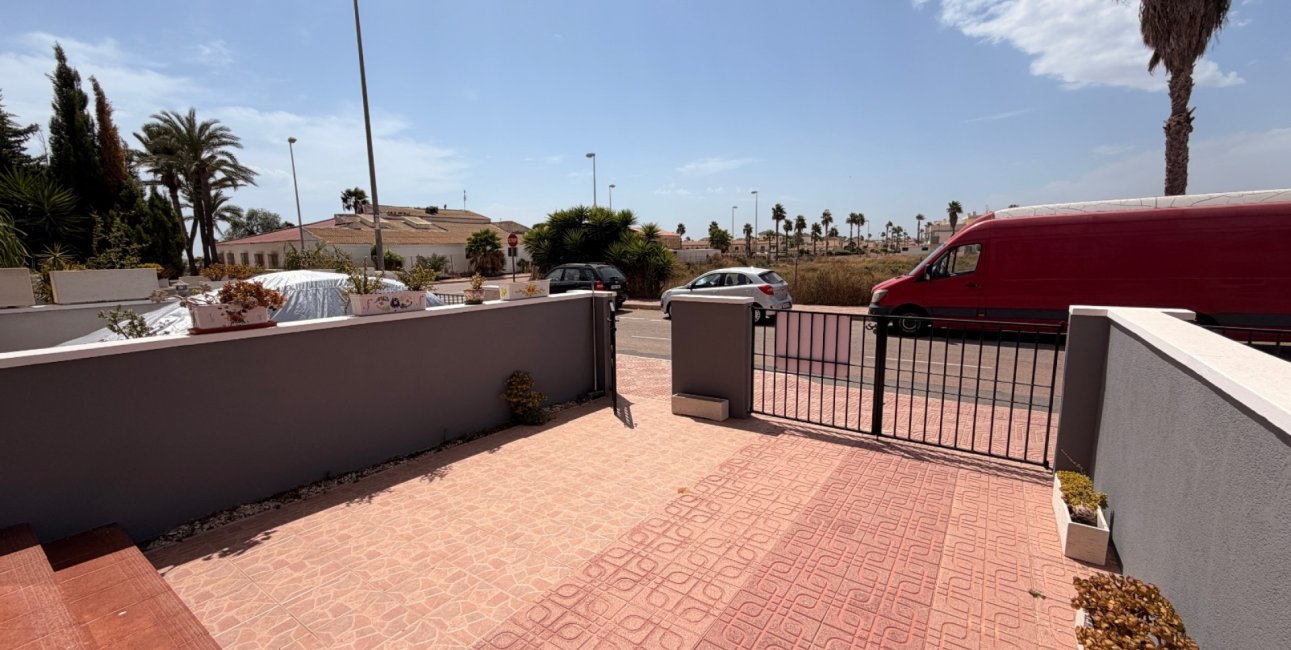 Resale - Townhouse -
Ciudad Quesada - Doña Pepa