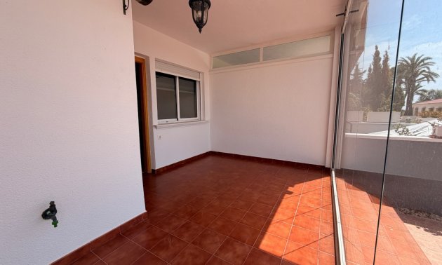 Resale - Townhouse -
Ciudad Quesada - Doña Pepa