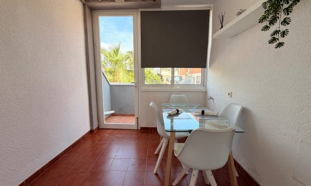 Resale - Townhouse -
Ciudad Quesada - Doña Pepa