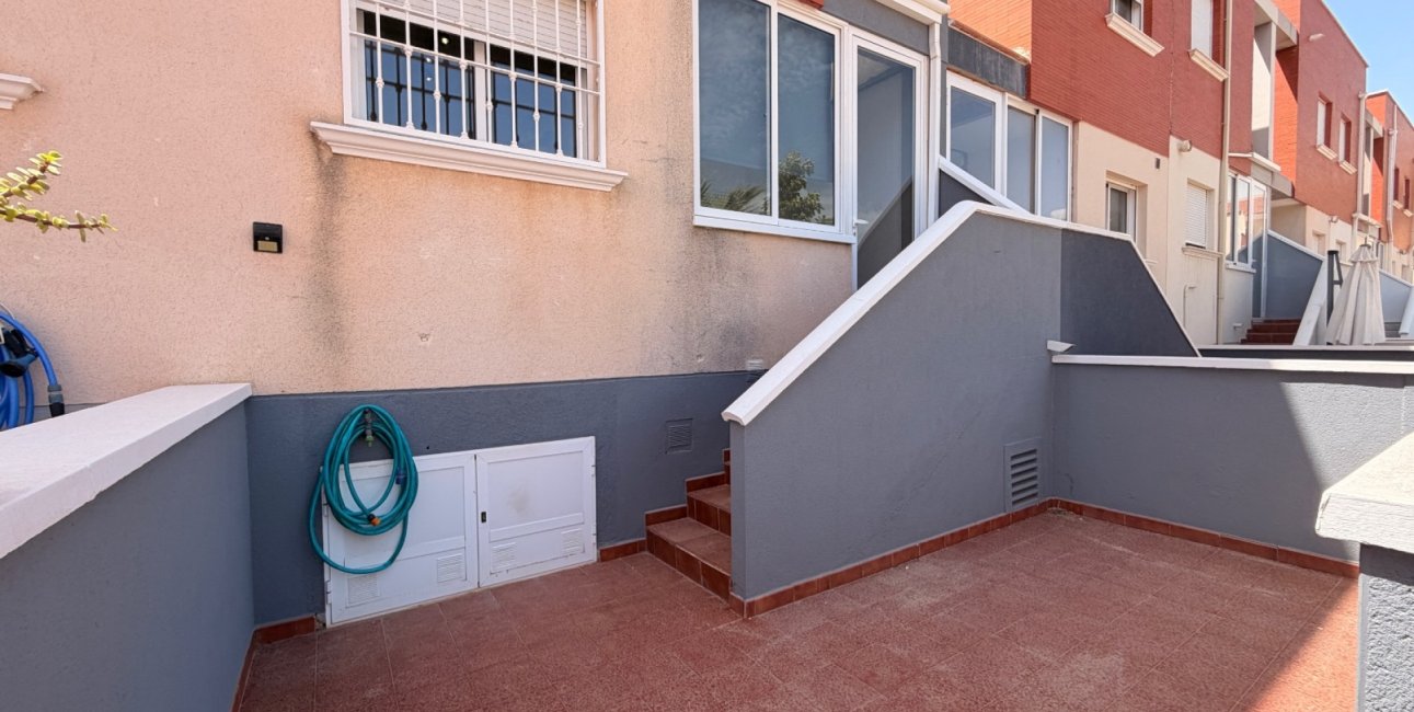 Resale - Townhouse -
Ciudad Quesada - Doña Pepa