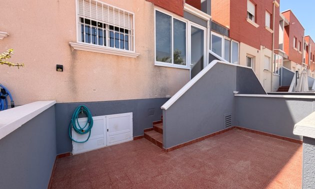 Resale - Townhouse -
Ciudad Quesada - Doña Pepa