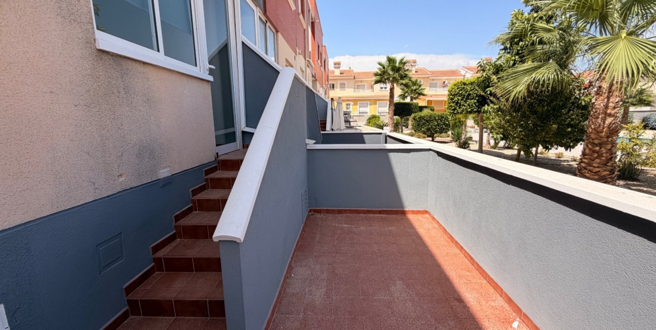 Resale - Townhouse -
Ciudad Quesada - Doña Pepa