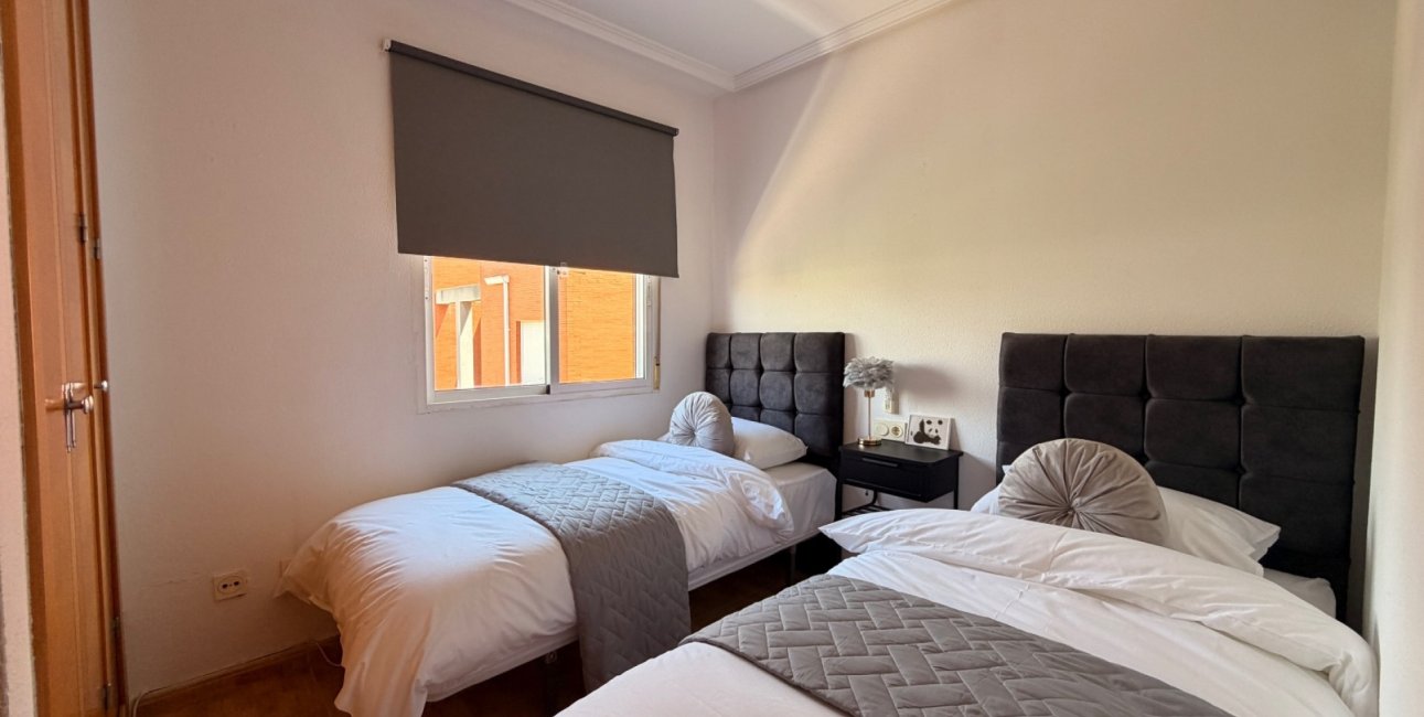 Resale - Townhouse -
Ciudad Quesada - Doña Pepa