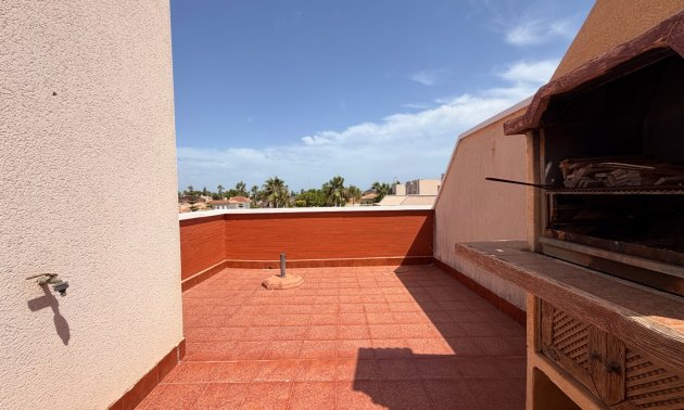 Resale - Townhouse -
Ciudad Quesada - Doña Pepa