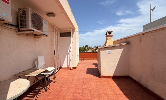 Resale - Townhouse -
Ciudad Quesada - Doña Pepa