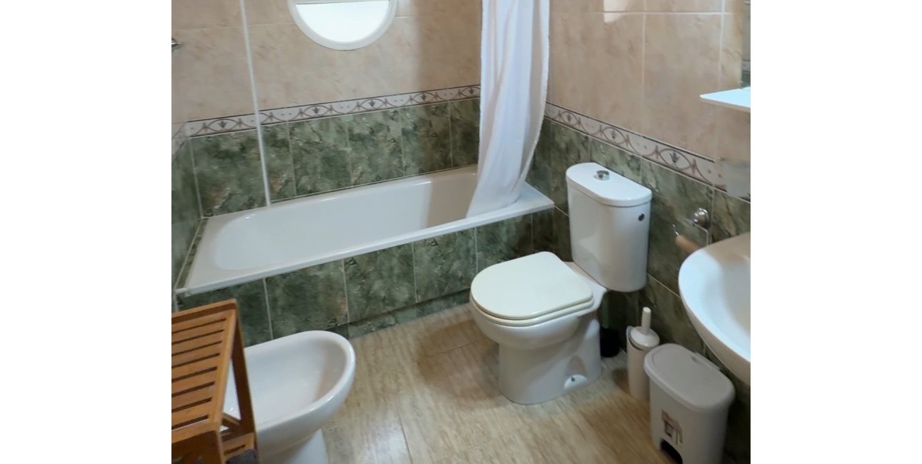 Resale - Townhouse -
Ciudad Quesada - Doña Pepa