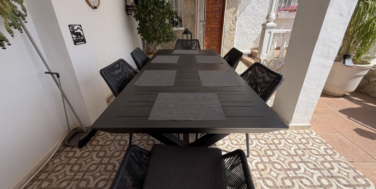 Resale - Villa -
Torrevieja - San Luis